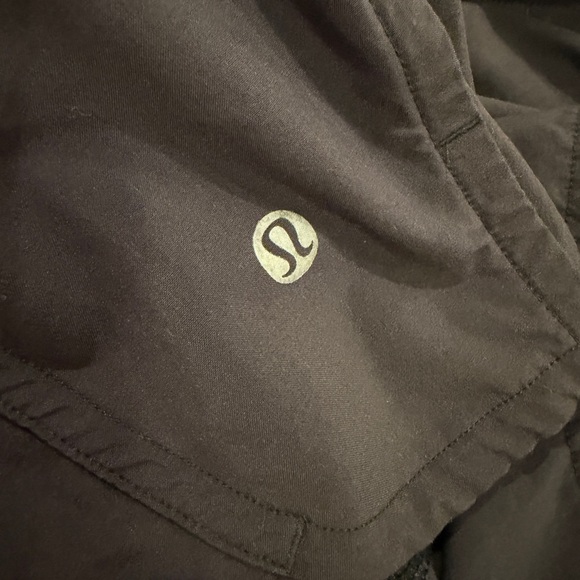 lululemon Speed up Black Athletic Shorts. Size 4, 4 inch inseam - Picture 3 of 5